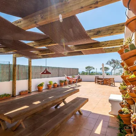 Stunning Terrace With Ocean View Апартаменты